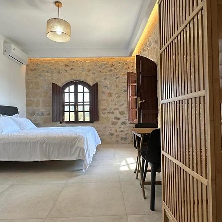 Papanestoras Apartments Kardhamili Esterno foto