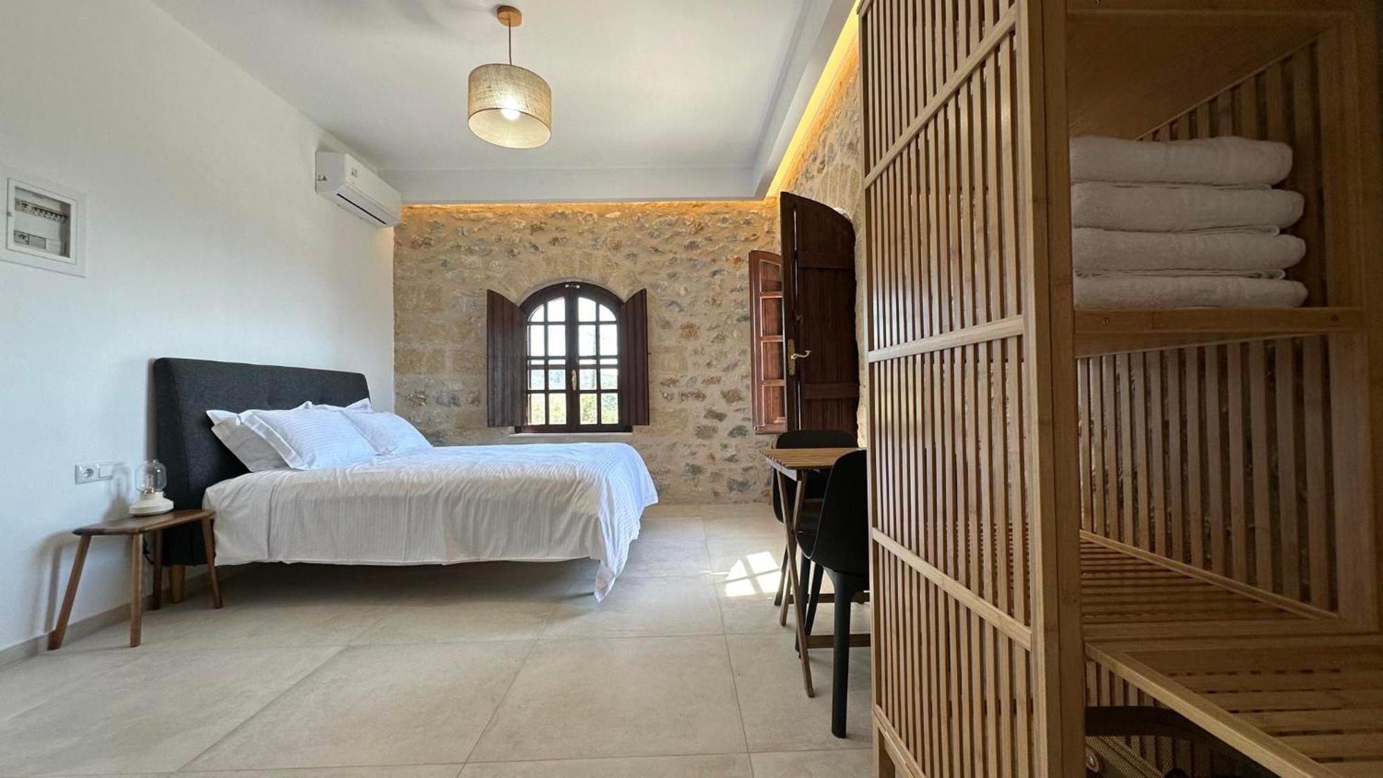 Papanestoras Apartments Kardhamili Esterno foto