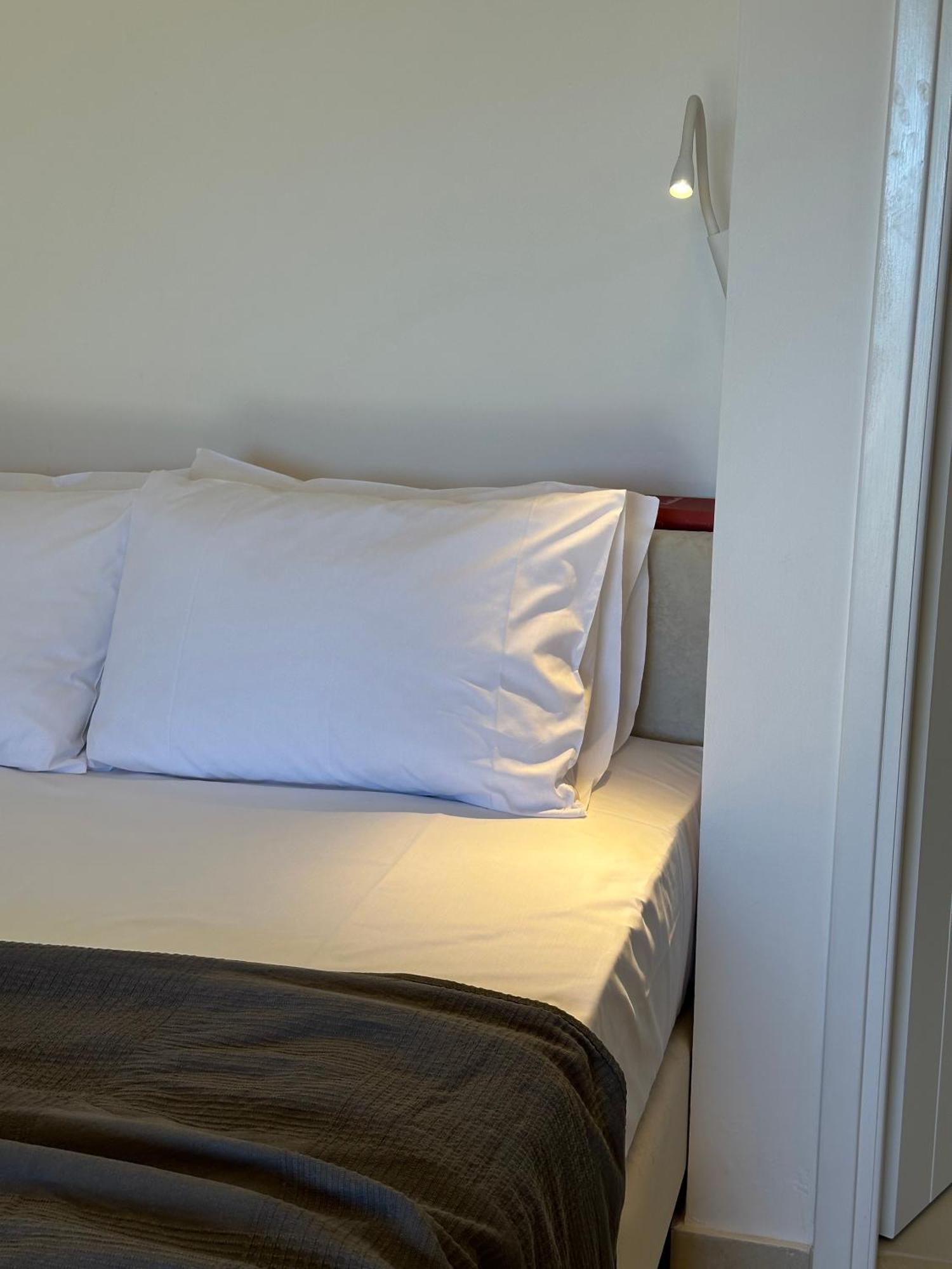 Papanestoras Apartments Kardhamili Esterno foto